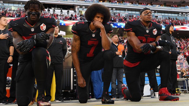 colin_kaepernick_kneeling